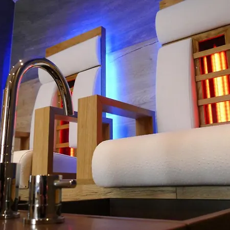 Black Summit Boutique מלון