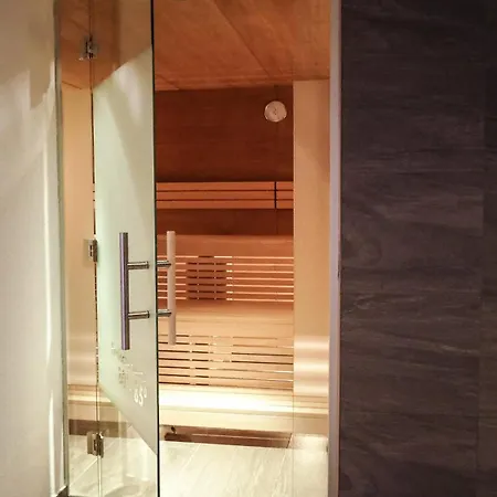 Black Summit Boutique Szálloda