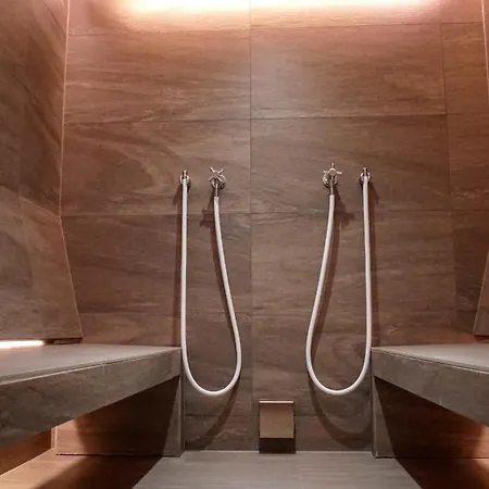 מלון Black Summit Boutique