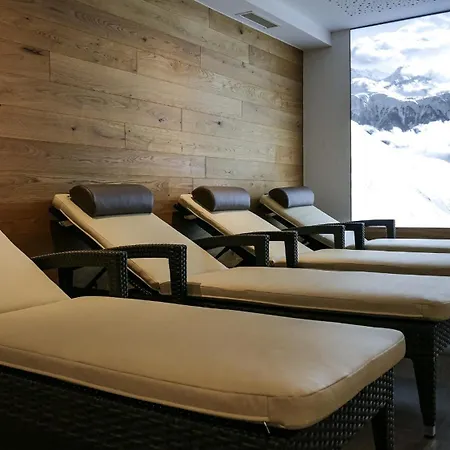 Szálloda Black Summit Boutique *