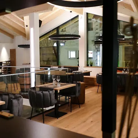 Szálloda Black Summit Boutique Samnaun