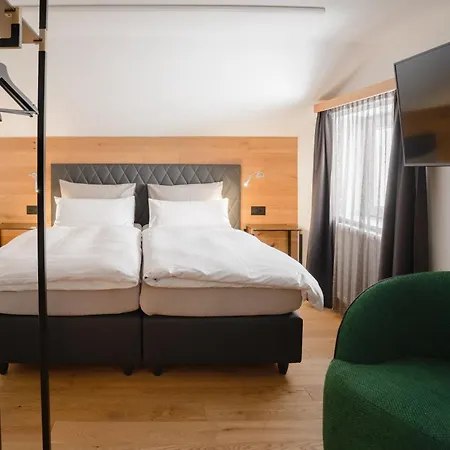 Black Summit Boutique Samnaun