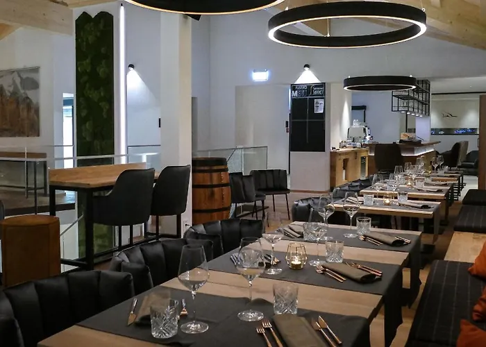 Otel Black Summit Boutique 4*