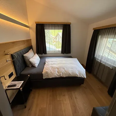 Black Summit Boutique * Samnaun