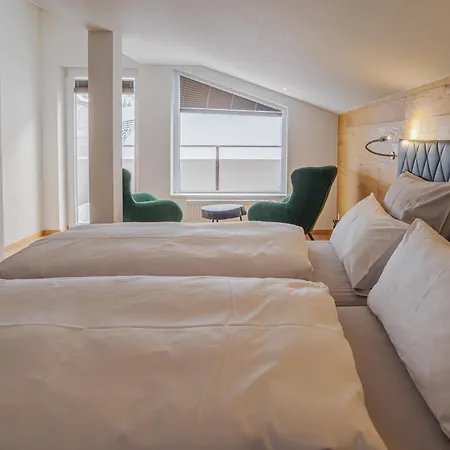 Hotel Black Summit Boutique 4*