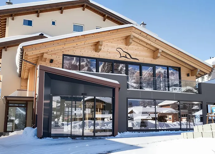 Hotel Black Summit Boutique 4*