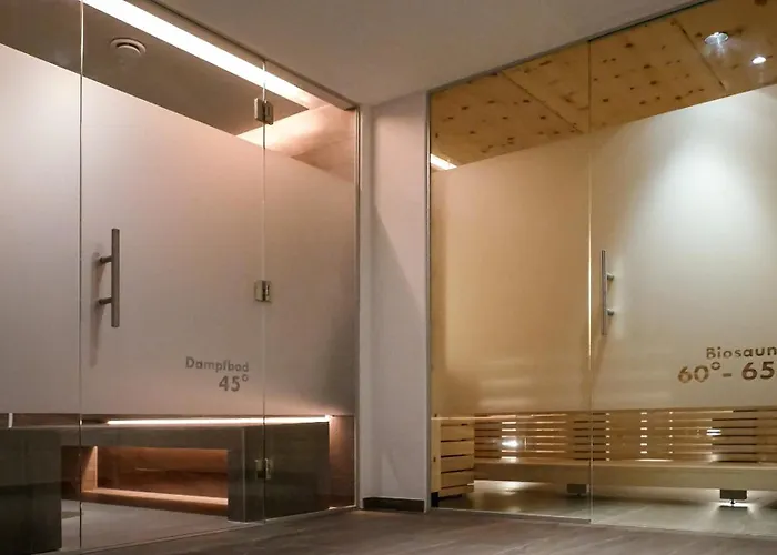 Black Summit Boutique 4*