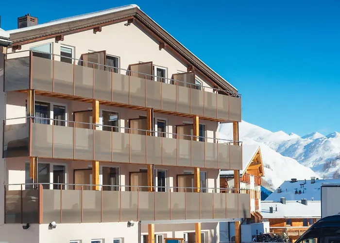 Hotel Black Summit Boutique 4*