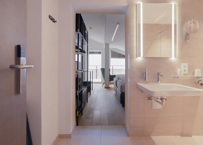 فندق Black Summit Boutique 4*