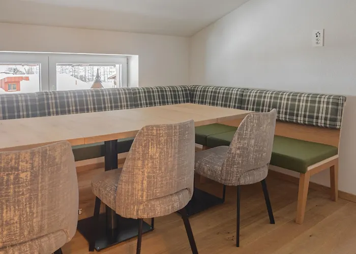 Black Summit Boutique 4*